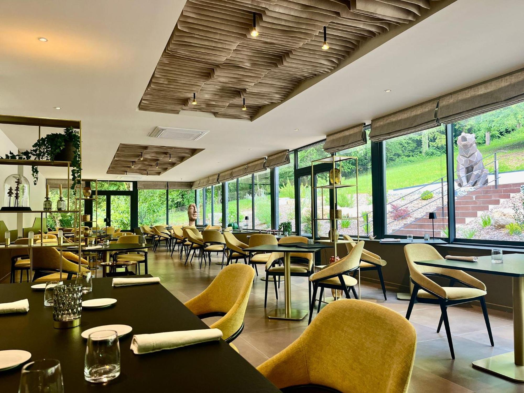 Richard Lequet Domaine Gastronomique Du Val D Atur Boulazac Isle Manoire Exterior foto